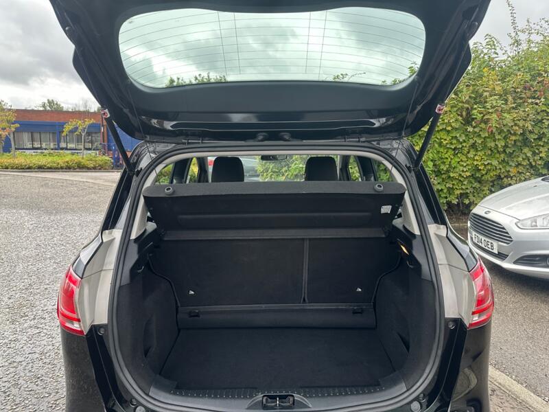 FORD B-MAX
