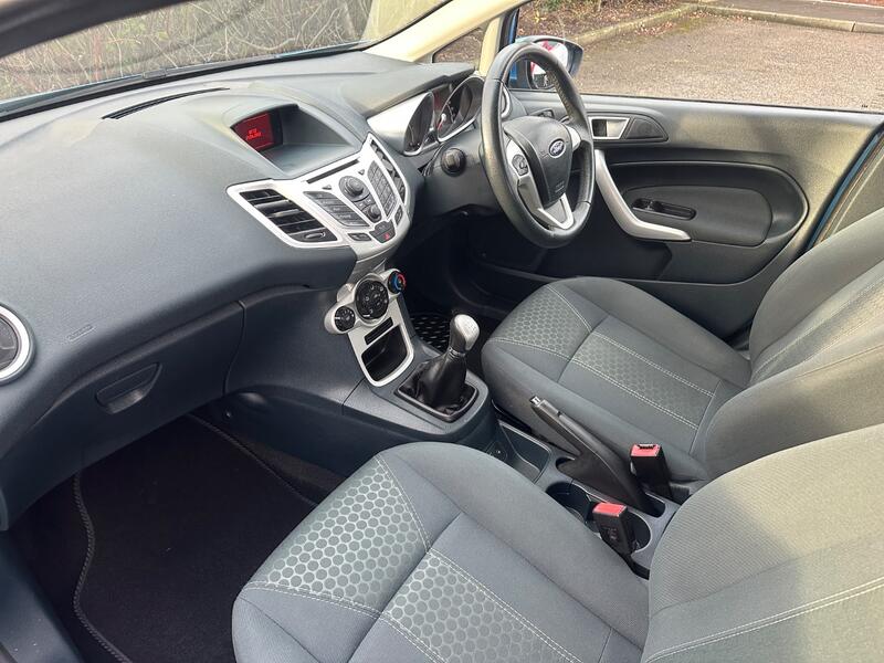 FORD FIESTA