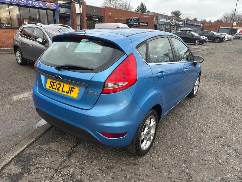 FORD FIESTA