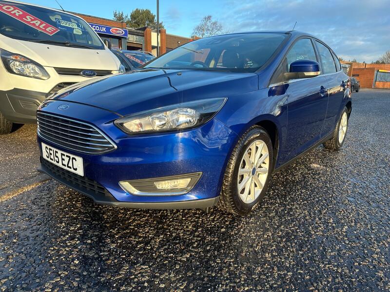 FORD FOCUS