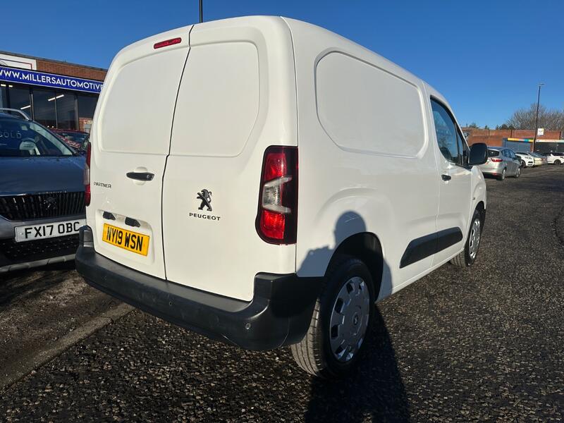 PEUGEOT PARTNER