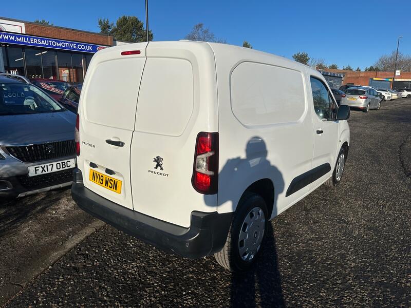 PEUGEOT PARTNER