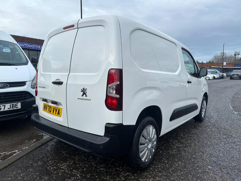 PEUGEOT PARTNER