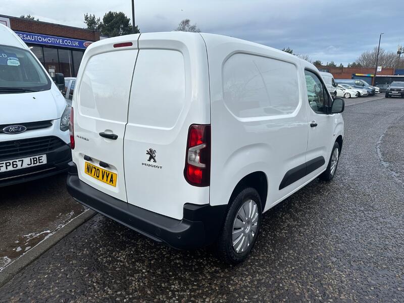 PEUGEOT PARTNER