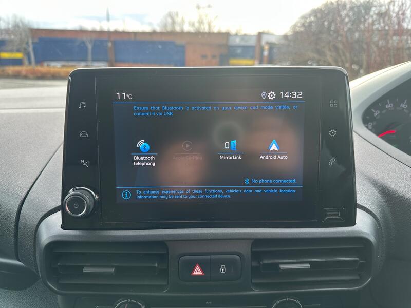 PEUGEOT PARTNER