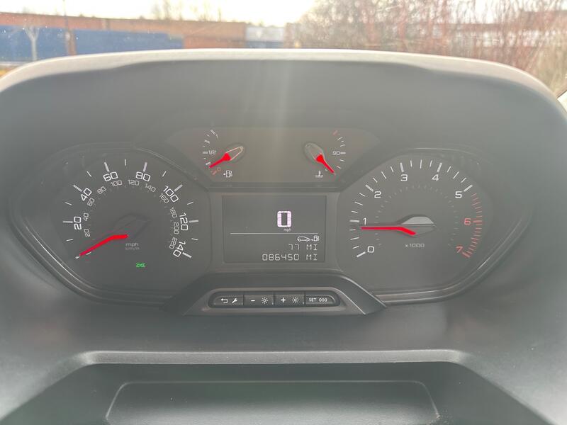 PEUGEOT PARTNER