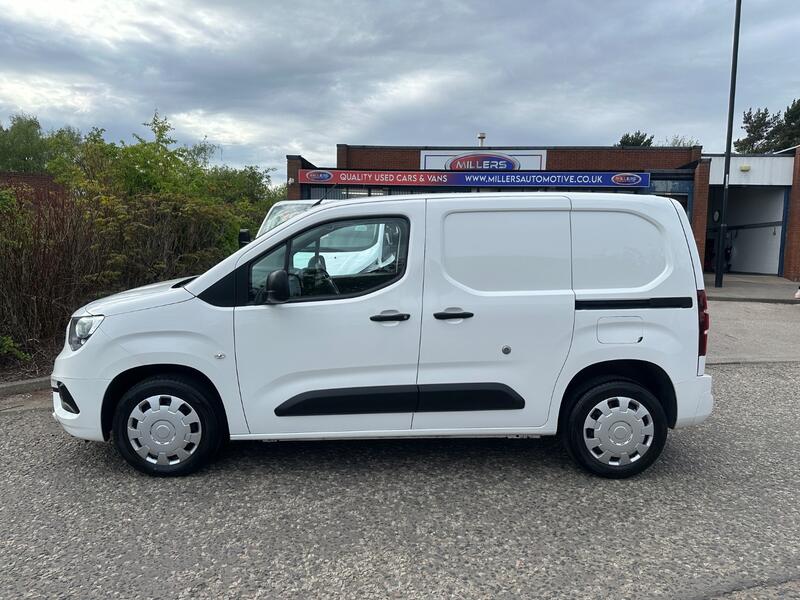 VAUXHALL COMBO