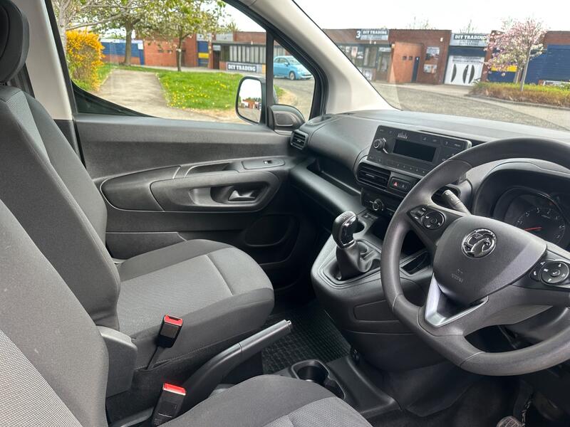 VAUXHALL COMBO