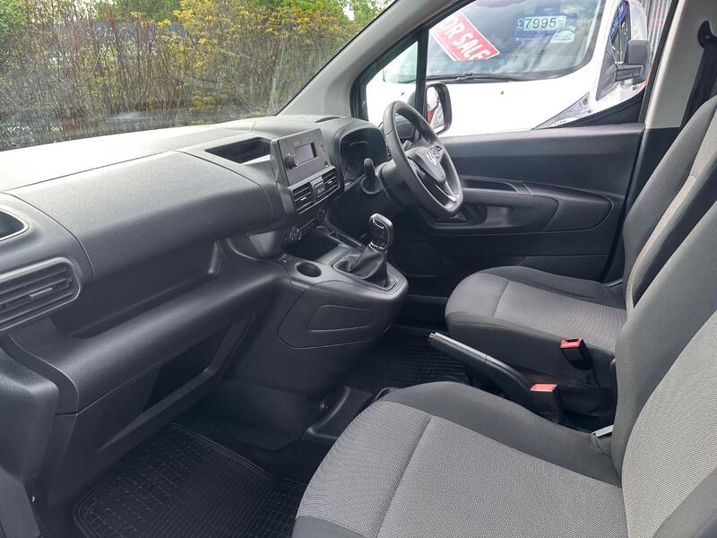 VAUXHALL COMBO