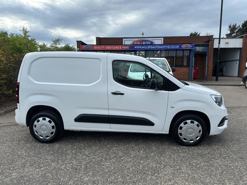 VAUXHALL COMBO